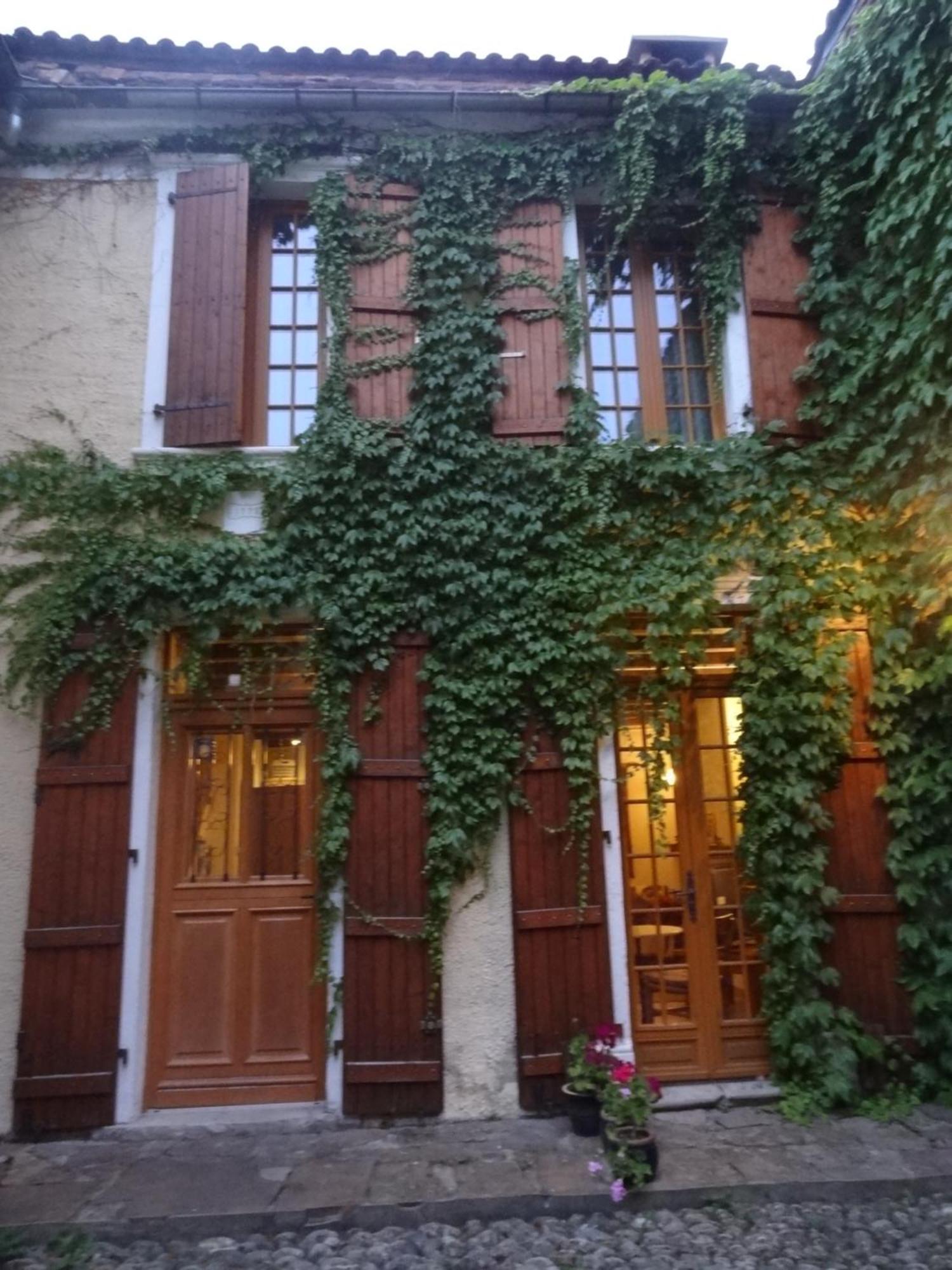 Villa Le Pelerine Sauveterre-de-Bearn Esterno foto