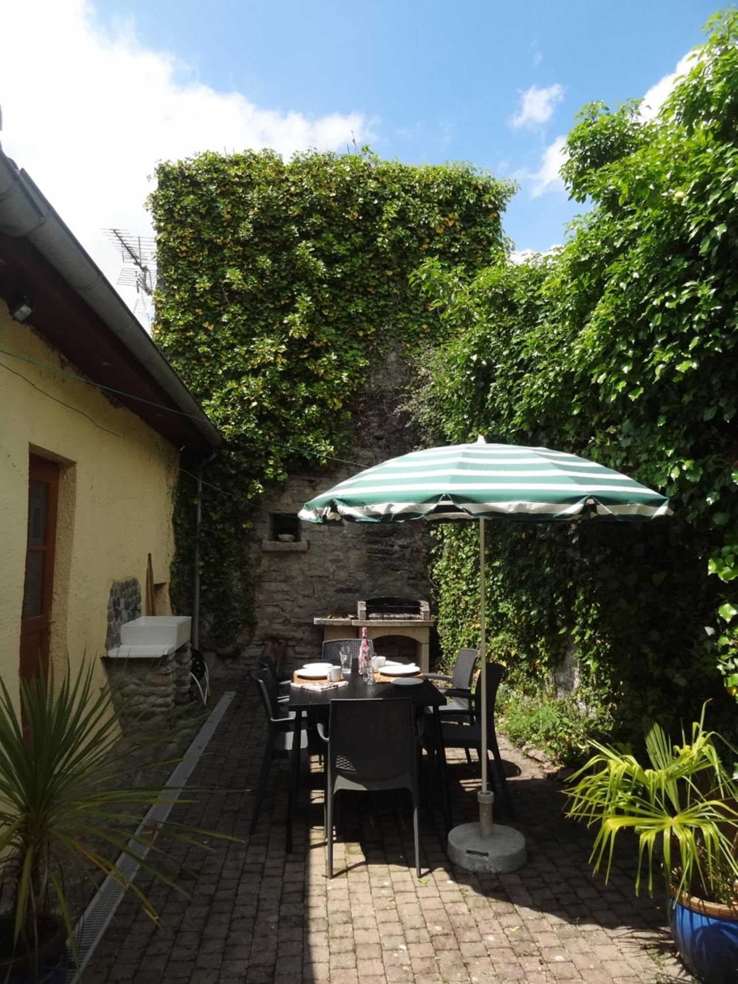 Villa Le Pelerine Sauveterre-de-Bearn Esterno foto