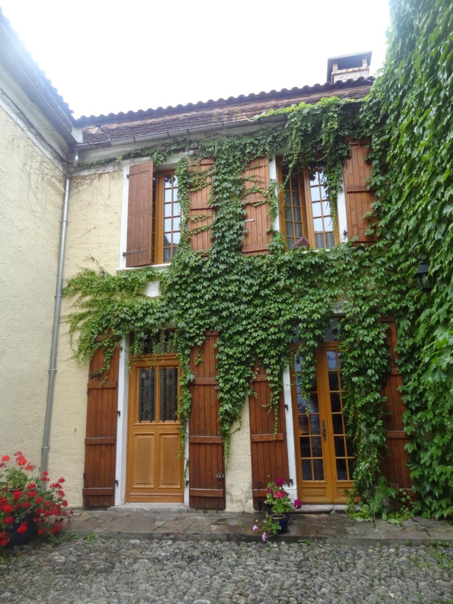 Villa Le Pelerine Sauveterre-de-Bearn Esterno foto