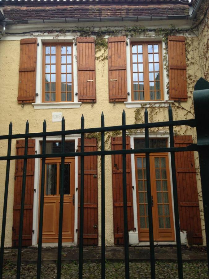 Villa Le Pelerine Sauveterre-de-Bearn Esterno foto